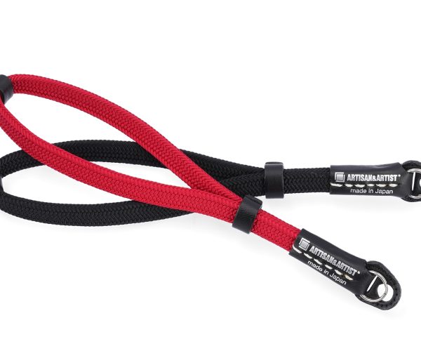 Dây đeo tay máy ảnh Artisan & Artist ACAM-311A bản dẹt bằng dây lụa màu đỏ và đen phối hai màu độc đáo